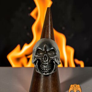 Bague skull "flames"