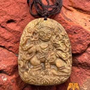 Pendentif "Yama" en jade ancien du Myanmar